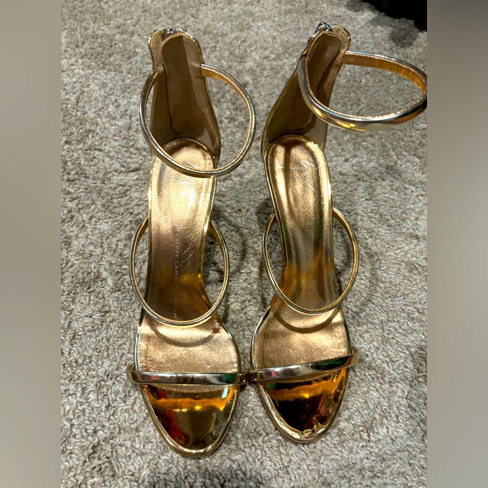 Giuseppe zanotti sandals